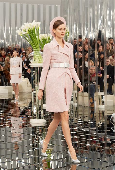 chanel montuur 2017|chanel fashion designer 2017.